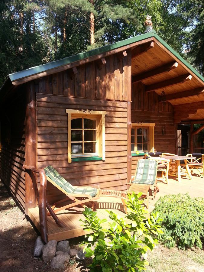 נוירופין Holzhaus Waldwichtel Am Wald Und See מראה חיצוני תמונה